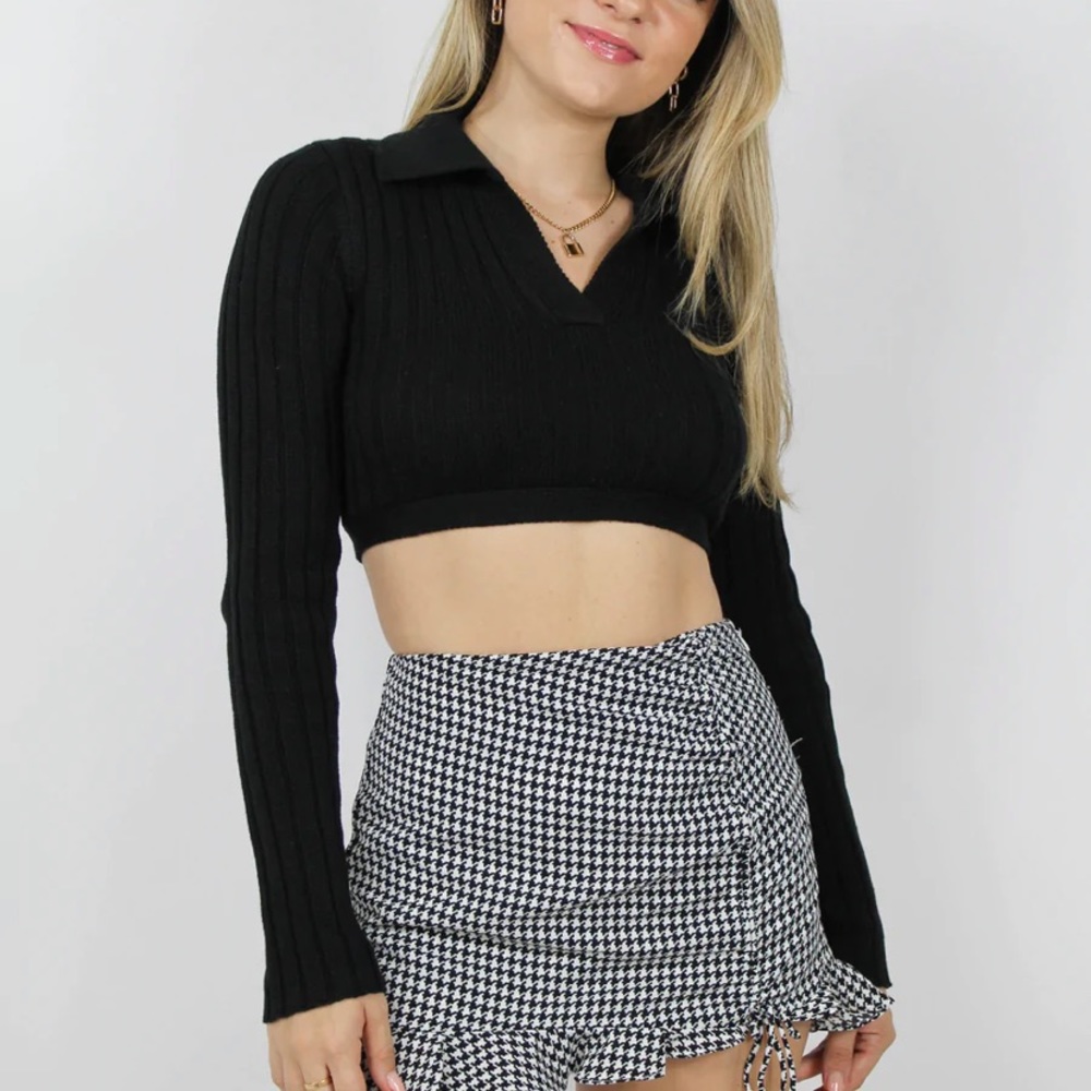 Brand new black cropped sweater